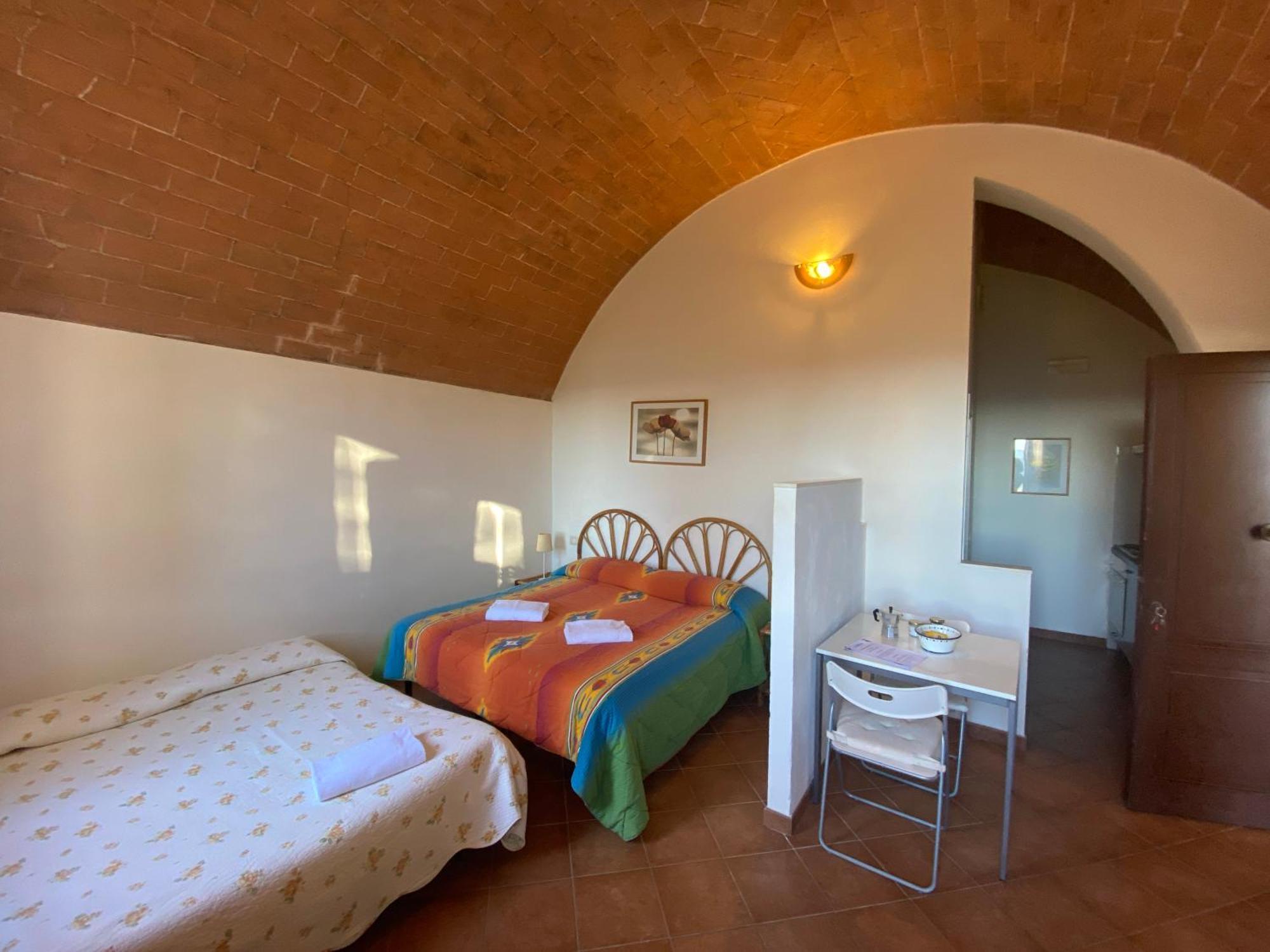Casaletolfe Residence Сиена Екстериор снимка